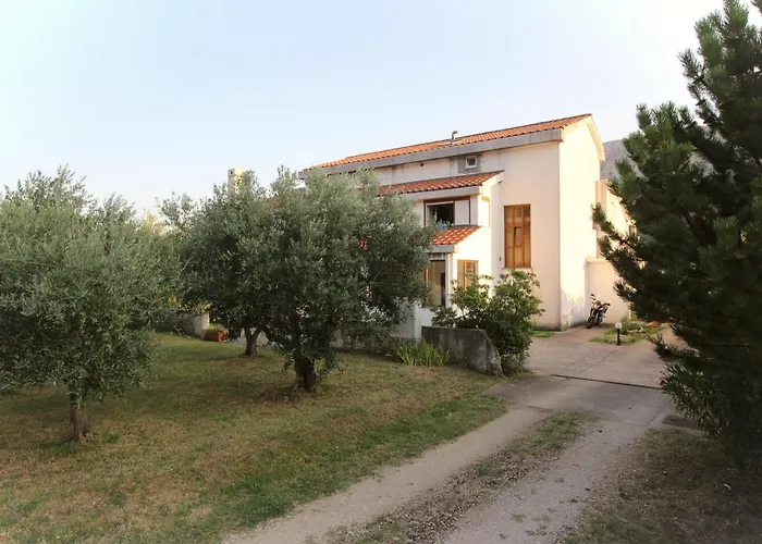 Apartament With Parking Space Jurandvor, Krk - 24141 Baška
